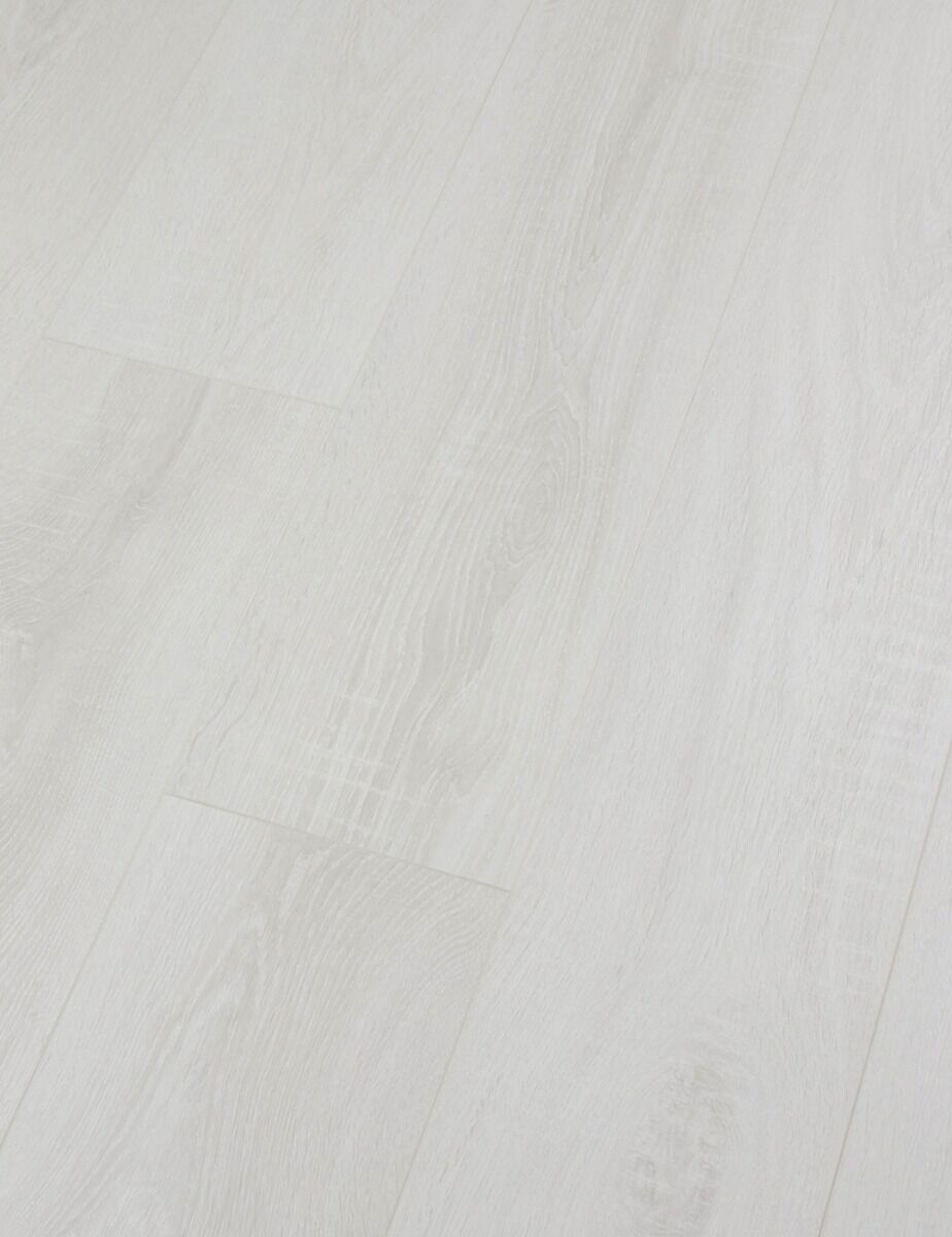 Toscolano Oak White by Egger, premium white laminate floor design.