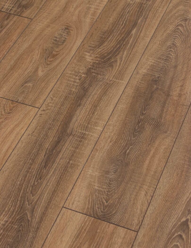 Distressed coffee oak laminate floor